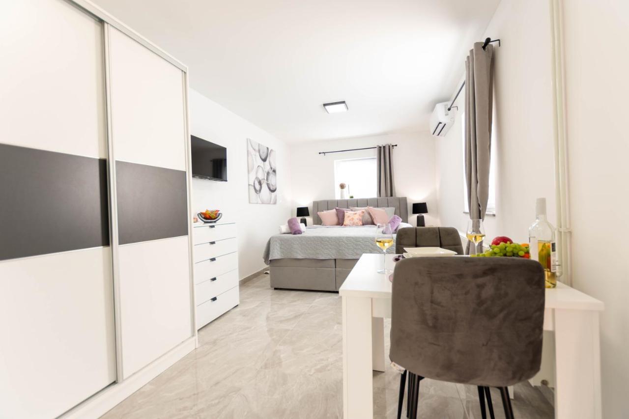 Apartmani Sun & Moon Б'єловар Екстер'єр фото