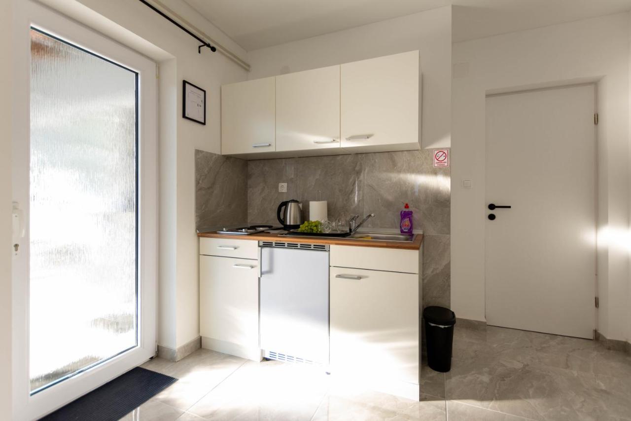 Apartmani Sun & Moon Б'єловар Екстер'єр фото