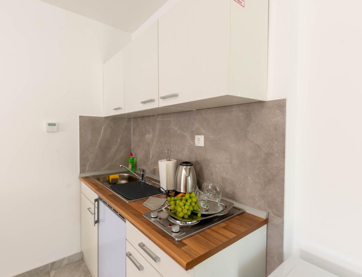 Apartmani Sun & Moon Б'єловар Екстер'єр фото